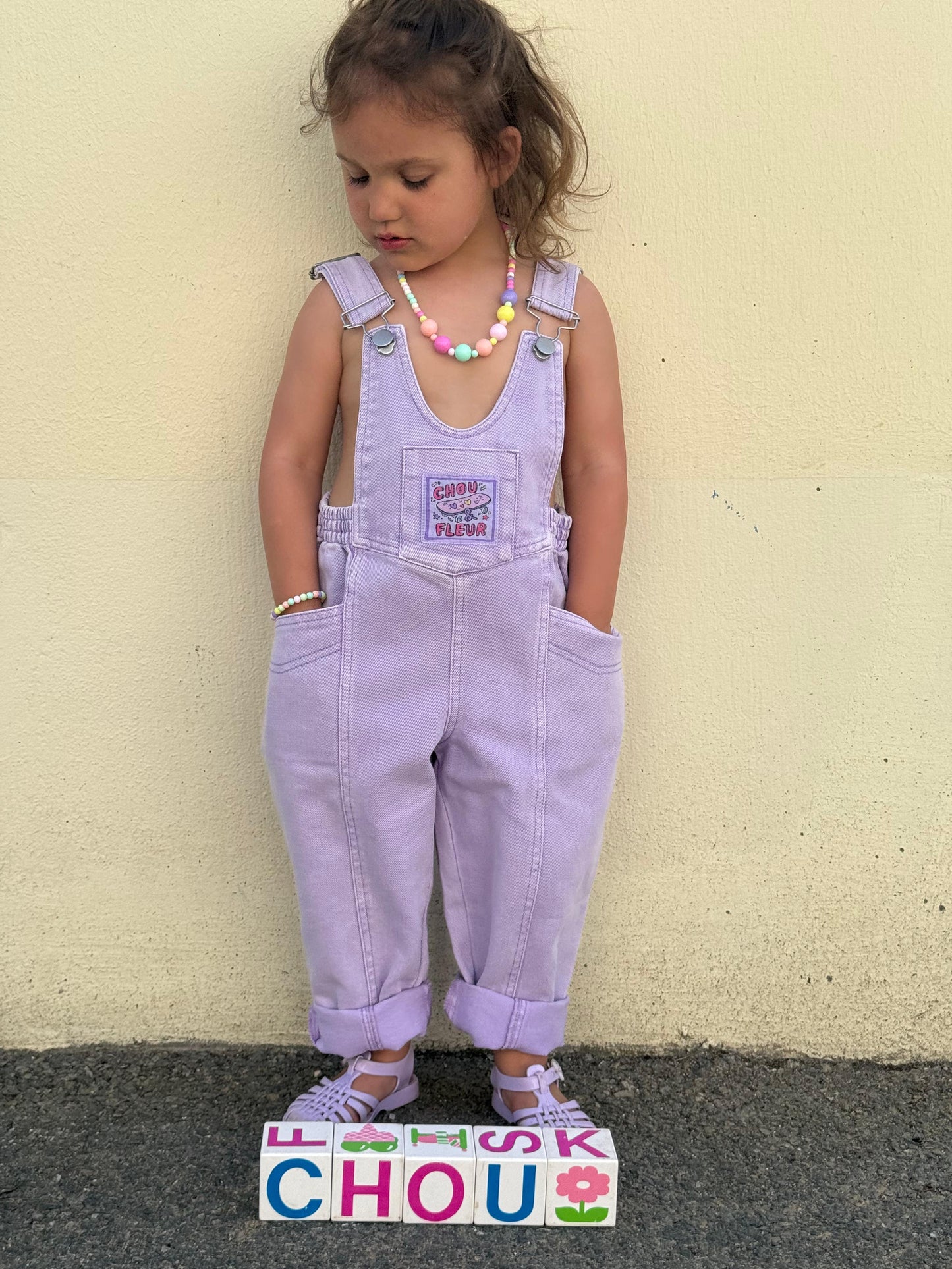 Enfant 3 ans salopette mauve vintage de face